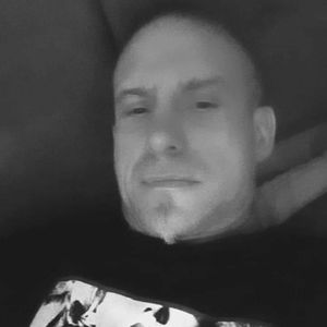 Meet your Posher, Jeremiah